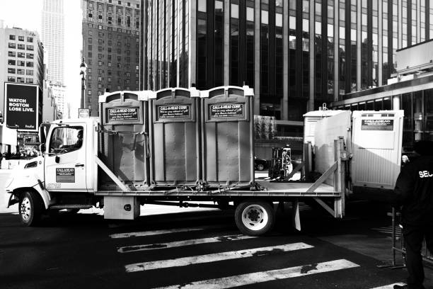 Best Portable bathroom rental  in Princeton, MO